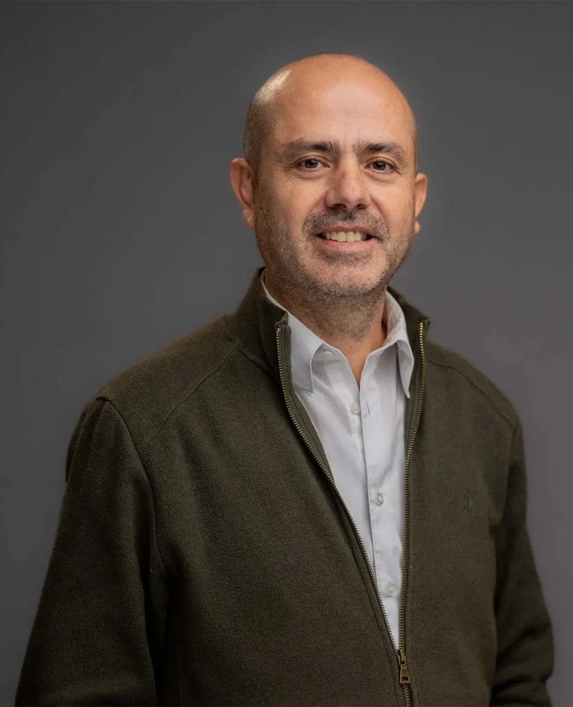 José - Senior Loan Officer